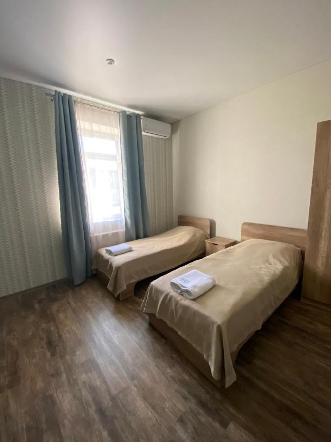 Hotel Dozari Korosztisiv Kültér fotó
