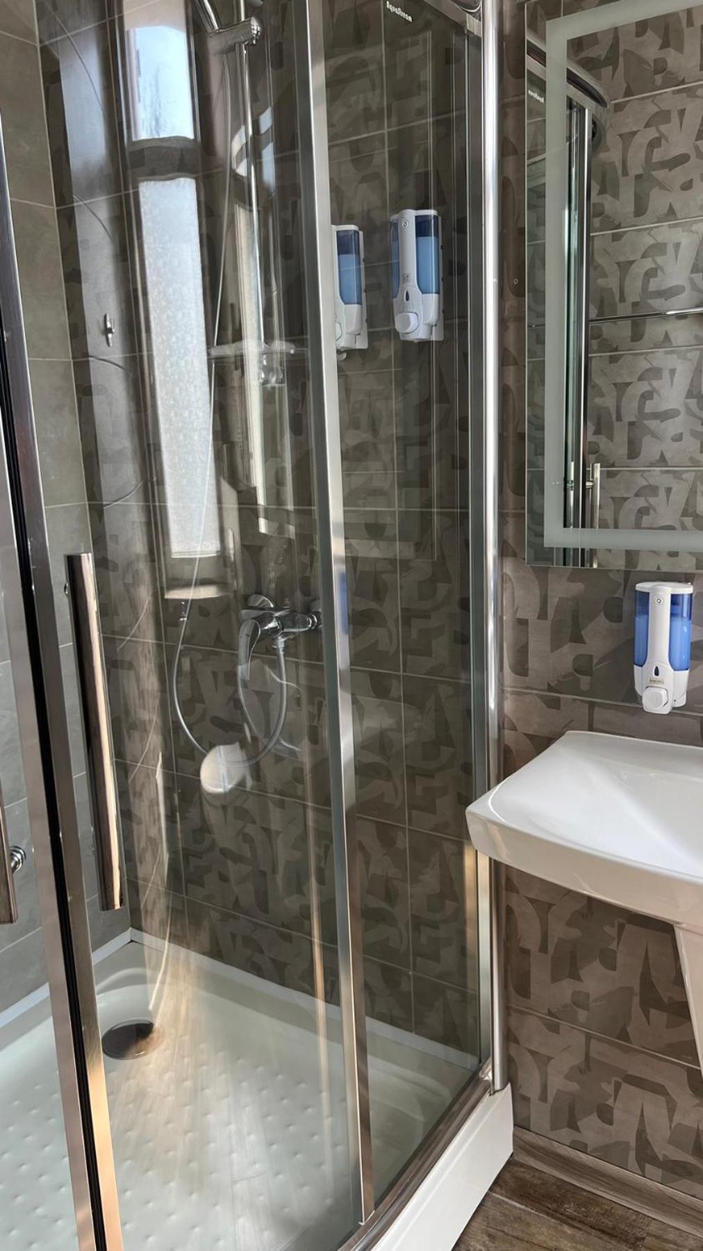 Hotel Dozari Korosztisiv Kültér fotó