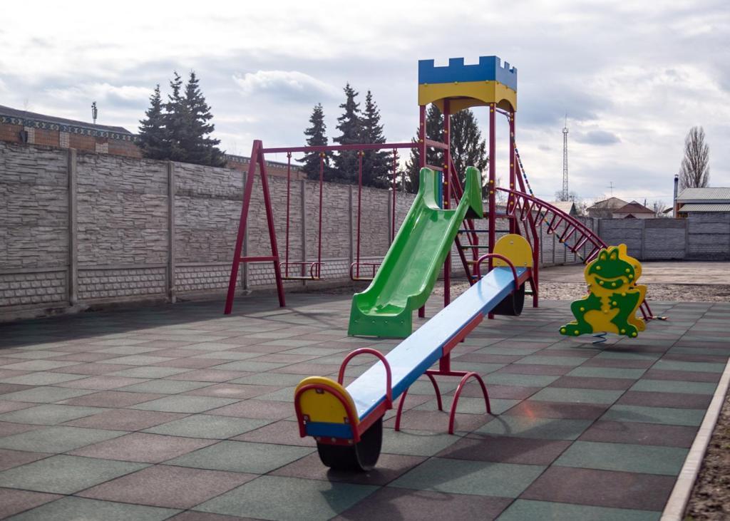 Hotel Dozari Korosztisiv Kültér fotó